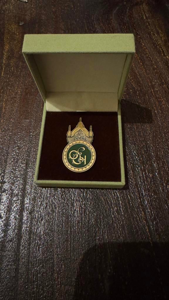 Efteling Grand Hotel pin, Verzamelen, Ophalen of Verzenden, Nieuw, Button of Speldje