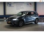 BMW X1 SDrive20i DEALER ONDERHOUDEN + 10 PUNTER ! ! !, 1998 cc, Euro 6, Lichtsensor, Bedrijf