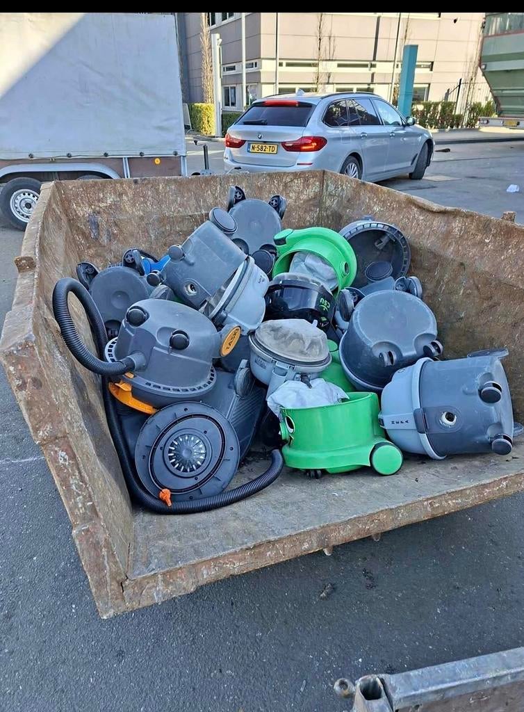 Gratis defect witgoed en apparaten met stekker gezocht, Witgoed en Apparatuur, Stofzuigers, Ophalen of Verzenden