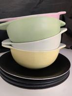 4 vintage goedewaagen soepkoppen op schotel, Ophalen of Verzenden