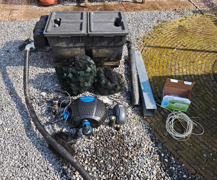 Complete Vijverset: Pomp, Filter en Luchtpomp, Tuin en Terras, Vijver-toebehoren, Gebruikt, Vijverpomp, Ophalen