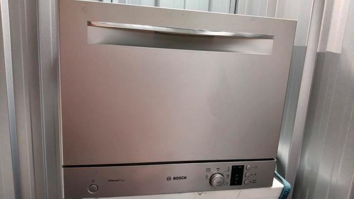 Bosch SilencePlus mini vaatwasser, Witgoed en Apparatuur, Vaatwasmachines, Zo goed als nieuw, Vrijstaand, Minder dan 85 cm, Eco programma