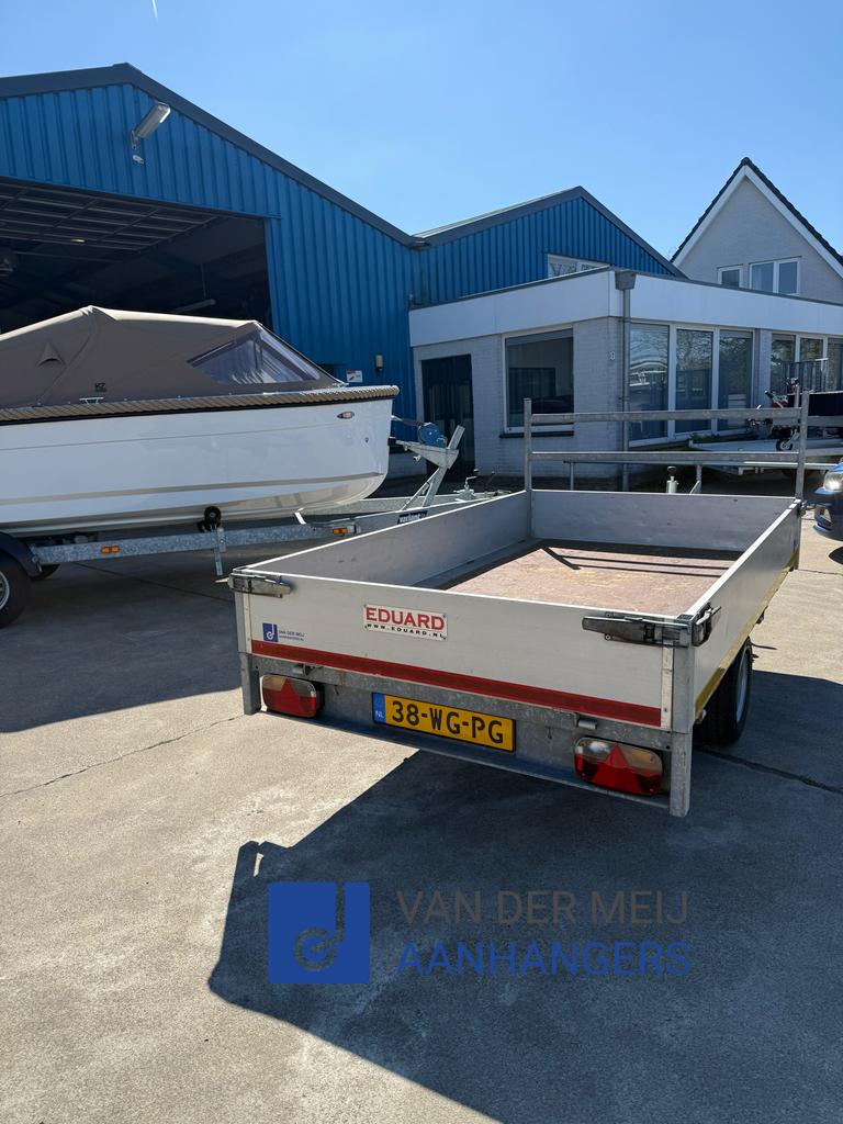 Eduard Plateauwagen 1350 kg - Eerste eigenaar, onderhoud, Ophalen, Gebruikt