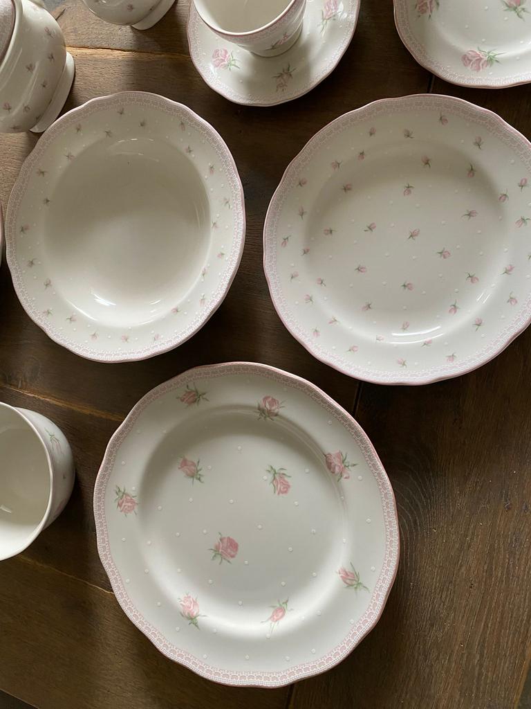 Servies Cambridge compleet 81-delig NIEUW!, Antiek en Kunst, Antiek | Servies compleet, Ophalen