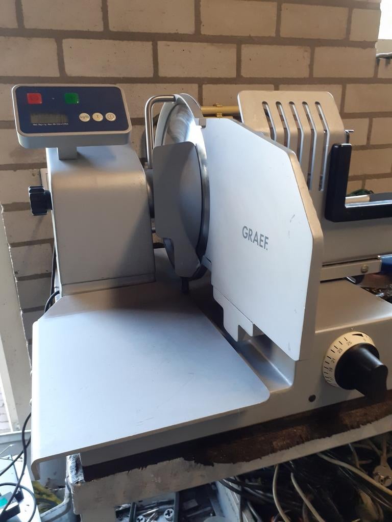 Professionele snijmachine graef, Ophalen, Zo goed als nieuw