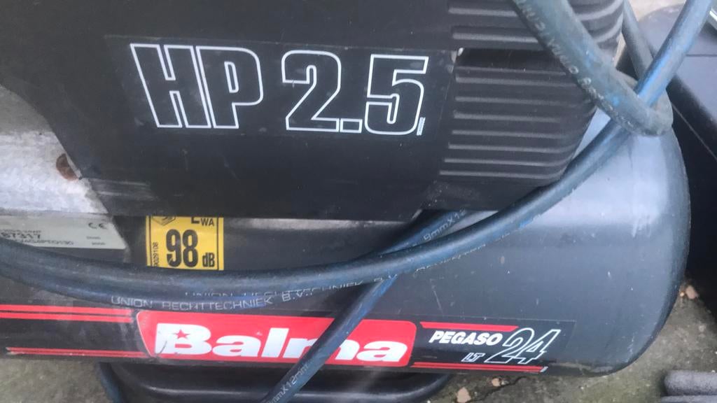 BALMA luchtcompressor 2.5, Doe-het-zelf en Verbouw, Compressors, Ophalen of Verzenden, Zo goed als nieuw