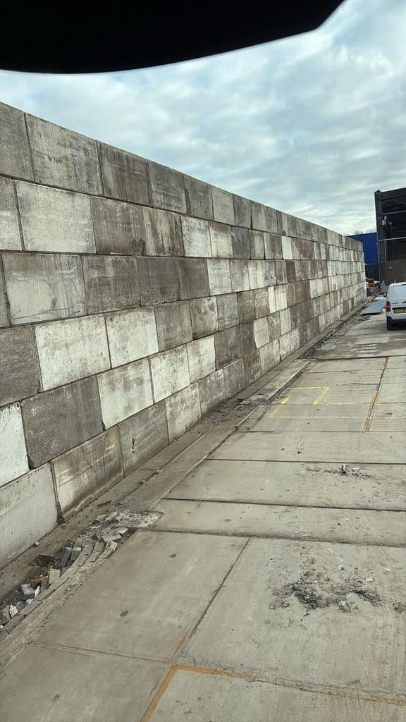 Gebruikte megablokken. 2 nops. B keuze.  Gratis bezorgd, Tuin en Terras, Ophalen of Verzenden, Gebruikt, Beton, Overige typen