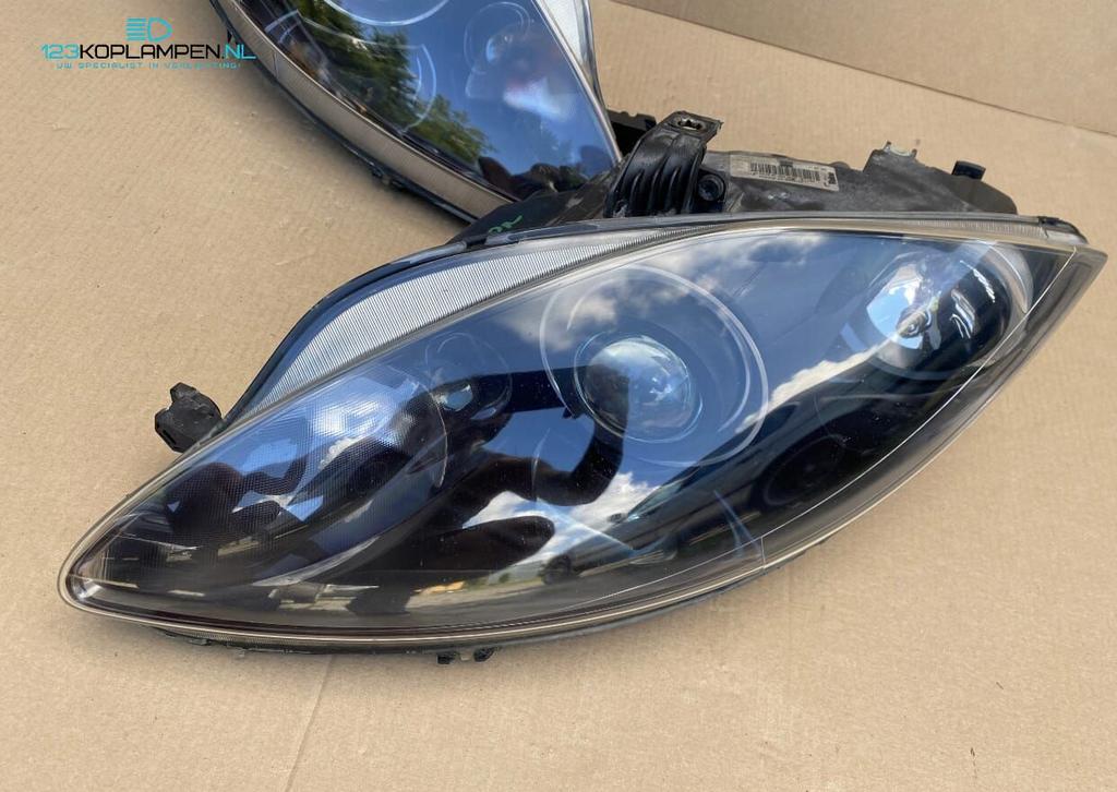 Seat Leon Altea Bi Xenon koplamp koplampen links rechts, Ophalen, Gebruikt, -, -