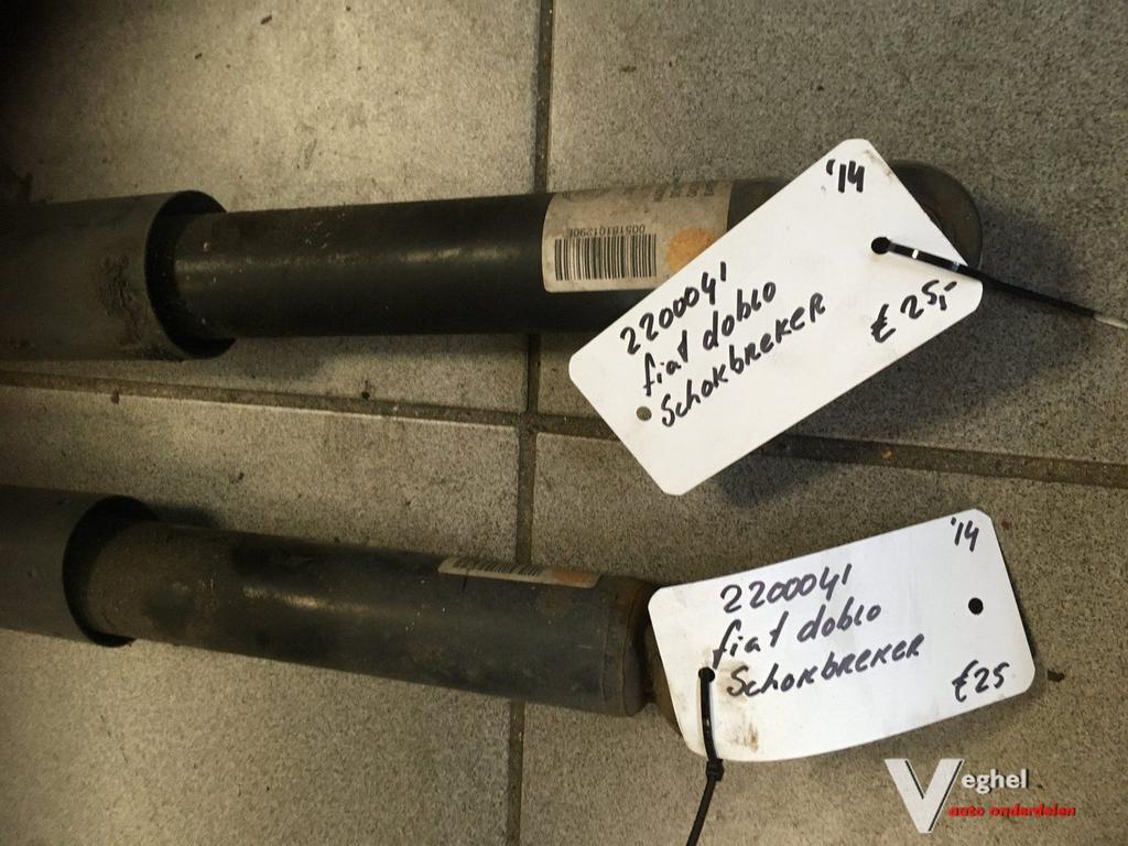 Fiat Doblo 2014 Schokbreker Links en rechts