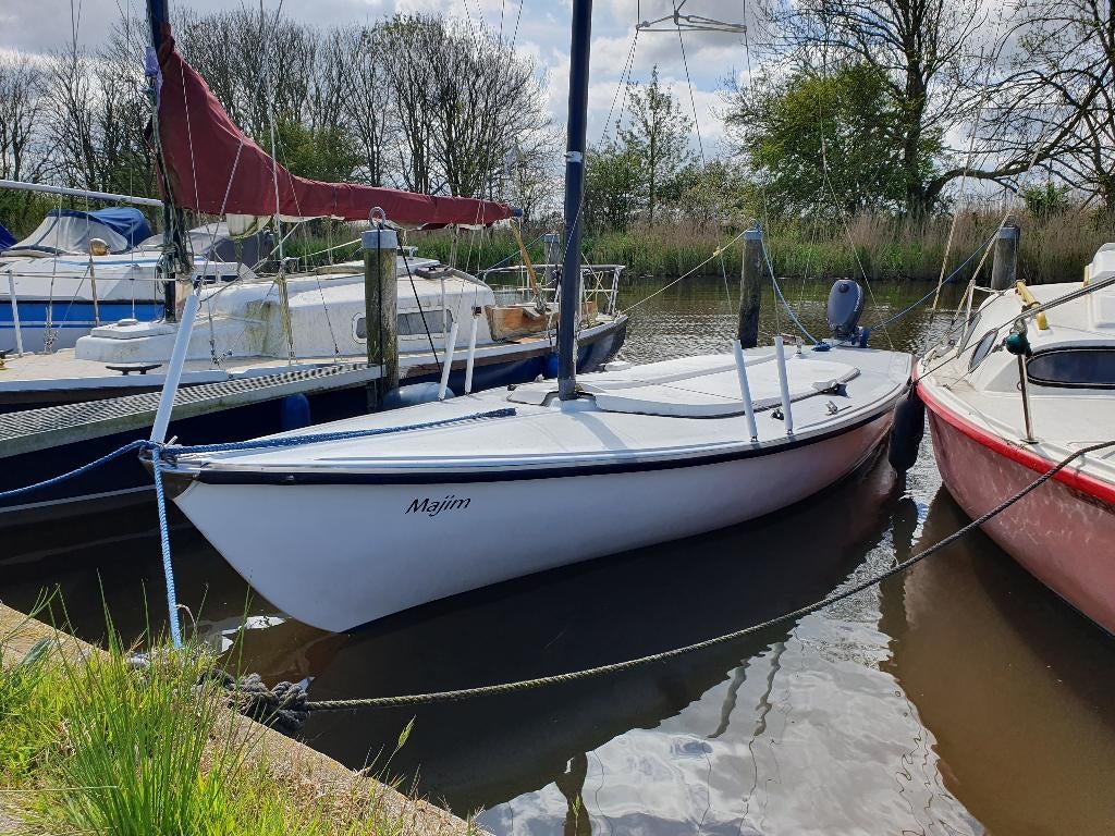 Zeilboot Centaur met 4 pk Yamaha en boottrailer, Watersport en Boten, Open zeilboten, Gebruikt, Centaur, 6 meter of meer, Polyester