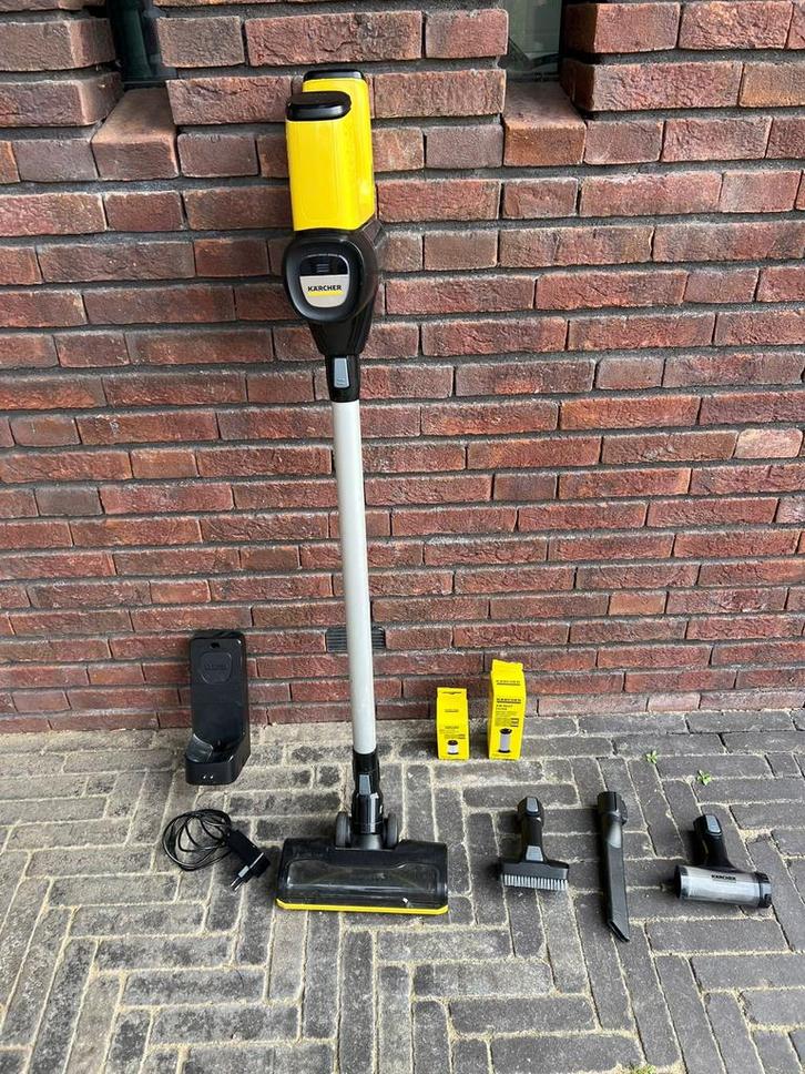 Kärcher VC6 cordless Family stofzuiger, Witgoed en Apparatuur, Stofzuigers, Gebruikt, Stofzuiger, Reservoir, Ophalen