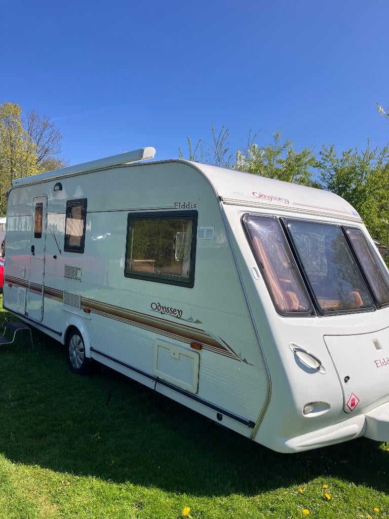 Elddis Odyssey 490 met Mover Cassetteluifel Enkelbedden, Elddis, Mover, Particulier, 6 tot 7 meter