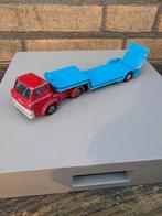 Corgi Juniors Ford D Series Truck met Low loader - dieplader, Ophalen of Verzenden, Gebruikt, Bus of Vrachtwagen
