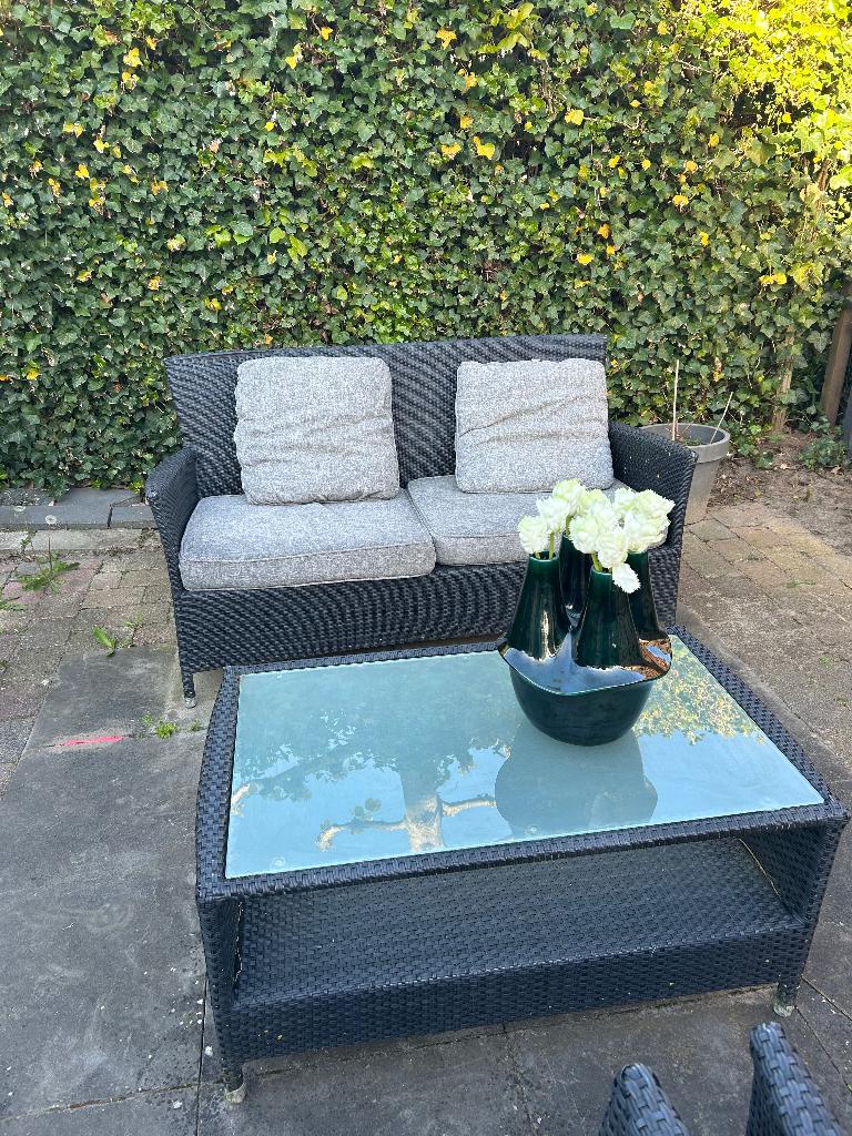 Grijze Tuinset met grijze kussens!, Tuin en Terras, Ophalen, 4 zitplaatsen, Kunststof, Gebruikt