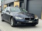 BMW 3-serie 318i Executive - Automaat - Airco - Navigatie -, Euro 6, Blauw, Origineel Nederlands, 3 cilinders
