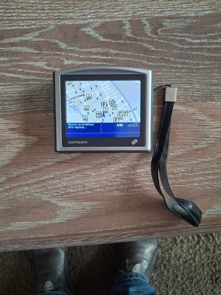 TomTom One navigatiesysteem., Ophalen