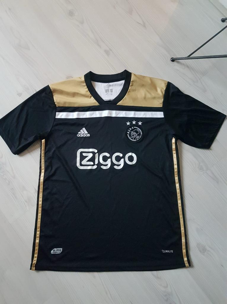 Ajax heren voetbalshirt in maat large, Kleding | Heren, Sportkleding, Ophalen of Verzenden, Zo goed als nieuw, Maat 52/54 (L)