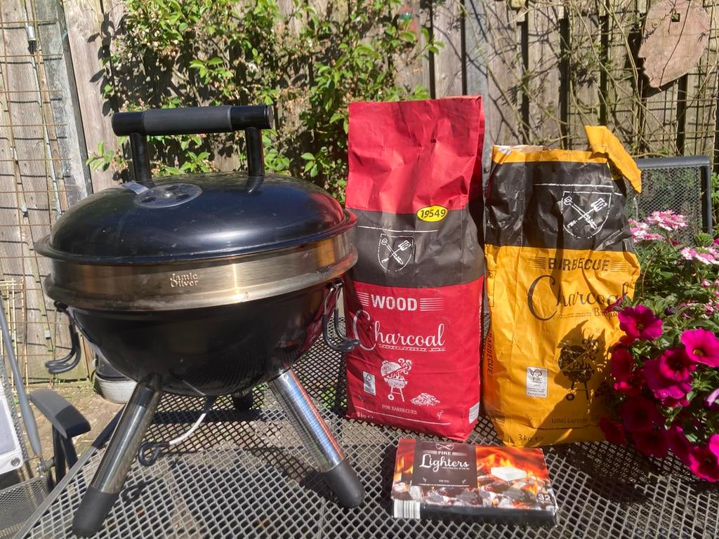 Jamie Oliver BBQ met kolen en briketten barbecue, Ophalen, Gebruikt, Met accessoires