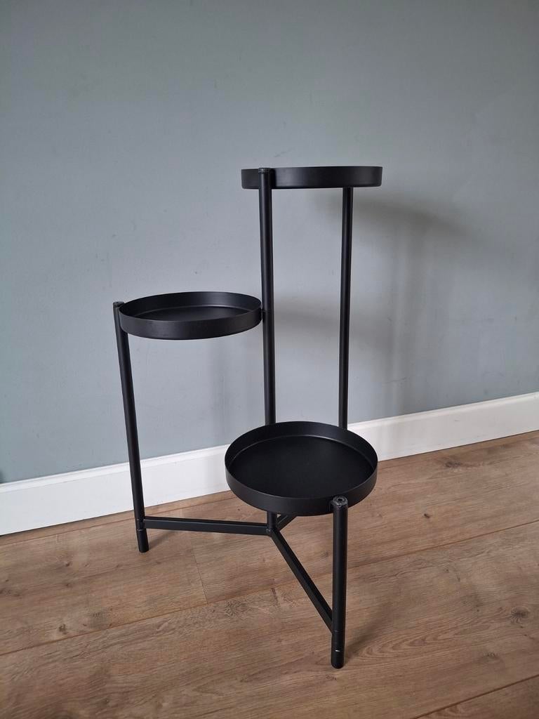 IKEA Olivblad plantenstandaard - Zwart, goede staat, Tuin en Terras, Bloempotten, Zo goed als nieuw, Balkon, Metaal, Overige vormen