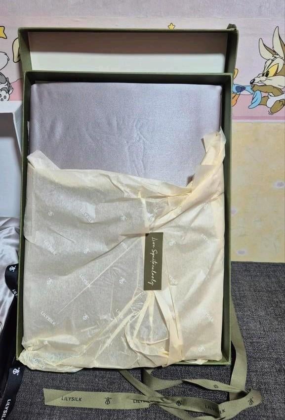 Nieuw in verpakking: Lillysilk laken en hoeslaken., Eenpersoons, Hoeslaken of Sloop, Nieuw, Ophalen of Verzenden