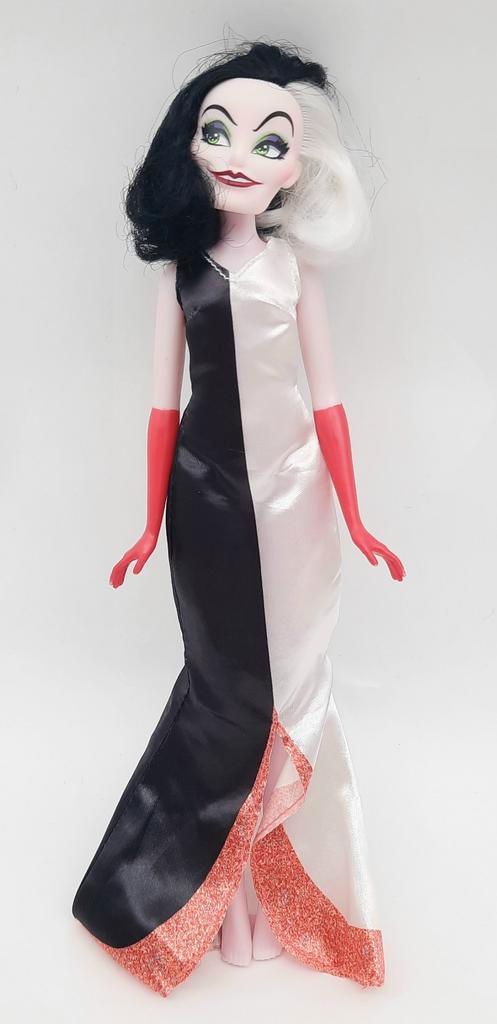 Cruella De Vil Disney Villains (101 dalmatiers) pop ca. 28cm, Verzamelen, Disney, Gebruikt, Beeldje of Figuurtje, Overige figuren