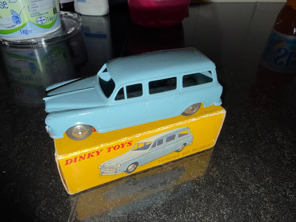 Dinky Toys Peugeot 403 Familiale - Nieuw met doos, Overige merken, Auto, G, Nieuw