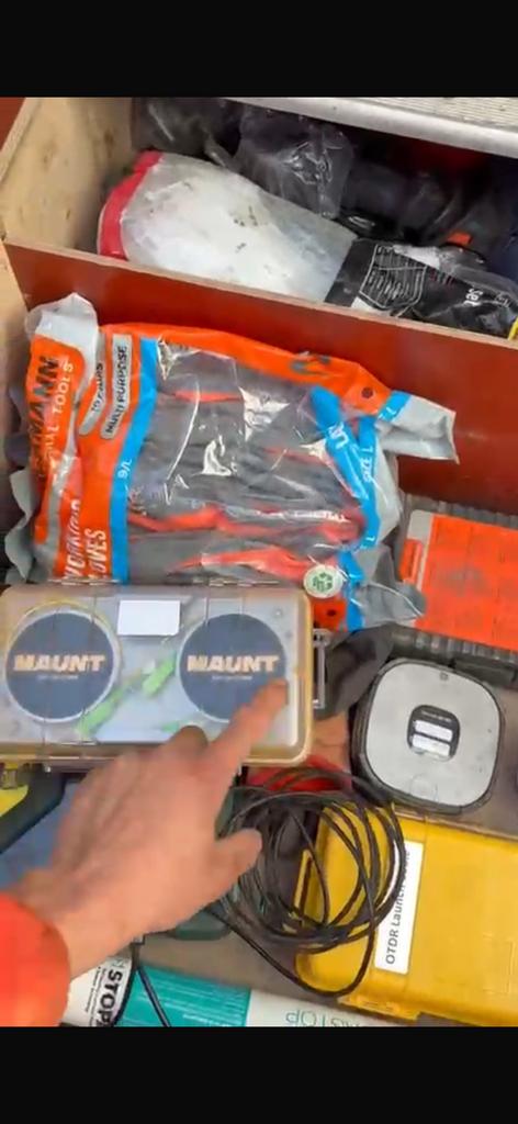 Busje vol met glasvezel spullen, Ophalen of Verzenden, Gebruikt