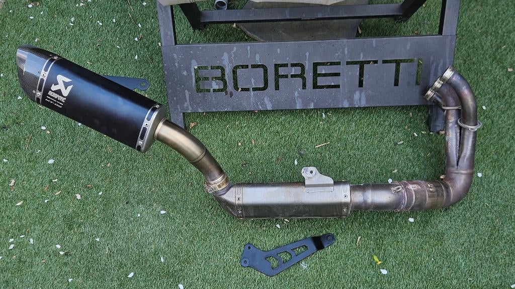 Interessepeiling: Originele Yamaha MT-09 Akrapovič Carbon, Motoren, Ophalen of Verzenden, Gebruikt