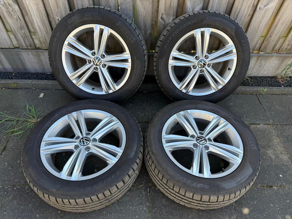 18” VW Sebring velgen + Pirelli Sottozero winterbanden 5mm+, Auto-onderdelen, Banden en Velgen, Ophalen, 18 inch, Gebruikt, Banden en Velgen