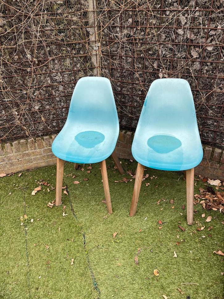 Twee blauwe tuinstoelen, Tuin en Terras, Tuinstoelen, Gebruikt, Kunststof, Ophalen