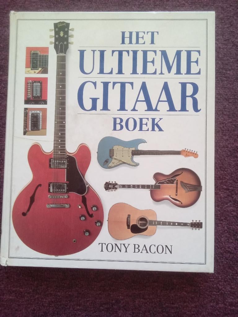 Aangeboden: Het Ultieme Gitaar boek, Ophalen of Verzenden, Zo goed als nieuw, Overige typen