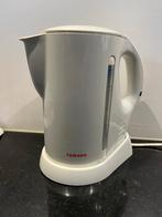 Waterkoker - Tomado TM9012 - 1 liter, 1 tot 2 liter, Ophalen of Verzenden, Zo goed als nieuw, Draadloos