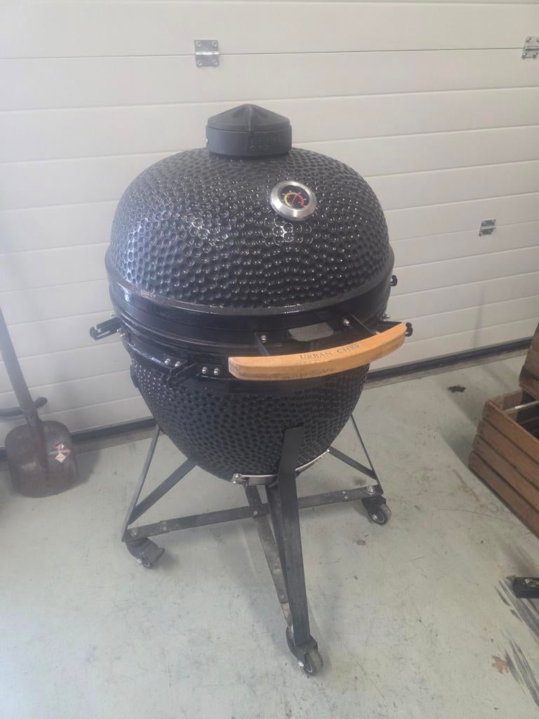 Urban Chef Kamado barbecue, Ophalen