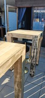 2 Bartafels met krukken, Ophalen