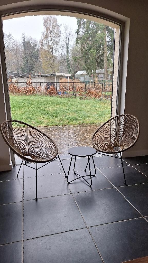 Set van 2 draadstoelen met tafeltje, Tuin en Terras, Overige materialen, Bijzettafel, Zo goed als nieuw, Tuinset