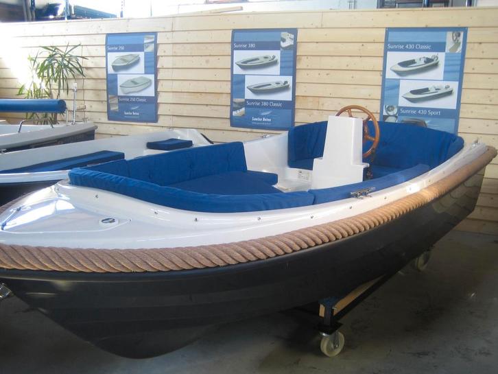 Sunrise 430 classic met 9.9 pk Yamaha 4-takt, Watersport en Boten, Sloepen, Zo goed als nieuw, Tot 10 pk, 3 tot 6 meter, Buitenboordmotor