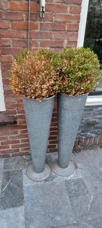 2 RVS plantenpotten 90 cm hoog, Ophalen, Gebruikt, Rond, Balkon