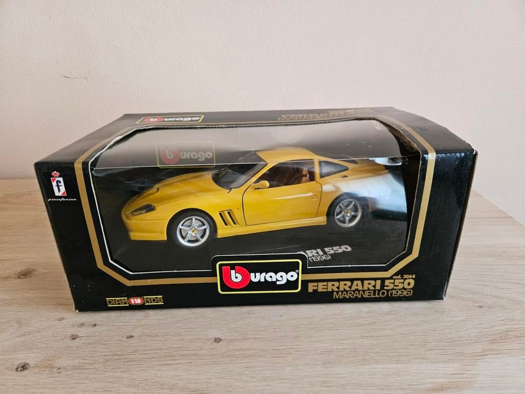 Ferrari 550 Maranello Burago 1/18 modelauto (1996), Ophalen of Verzenden, Nieuw, Auto, Bburago