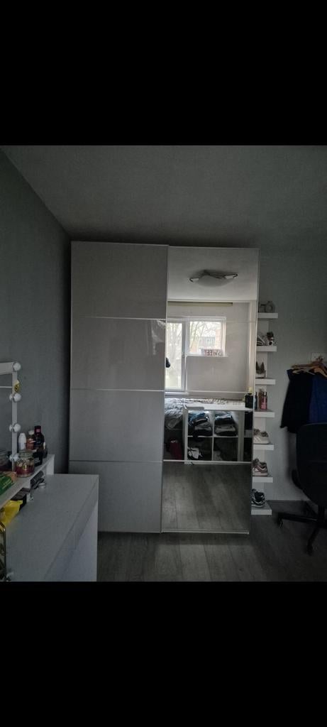 IKEA Pax kledingkast met spiegeldeuren, Met deur(en), 150 tot 200 cm, Ophalen of Verzenden, Zo goed als nieuw