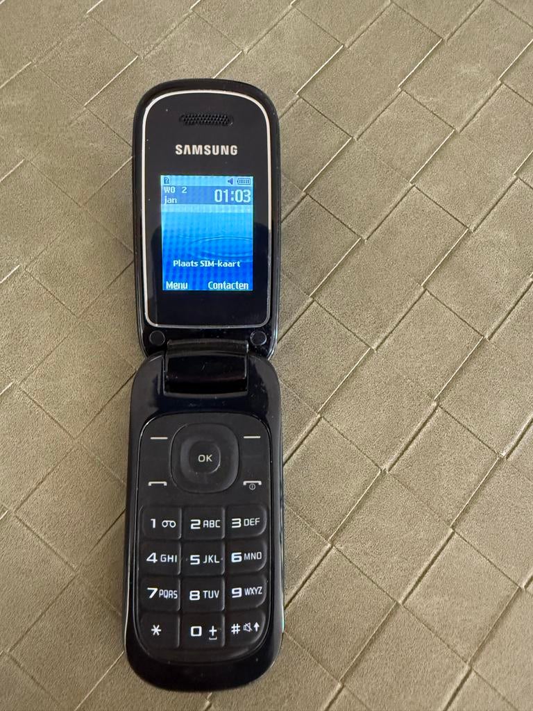 Samsung E1270 Klaptelefoon - Zwart, Overige modellen, Geen camera, Zwart, Fysiek toetsenbord