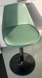 Leen bakker bar kruk barkruk sendra groen olijfgroen 60-90h, Huis en Inrichting, Barkrukken, In hoogte verstelbaar, 60 tot 90 cm