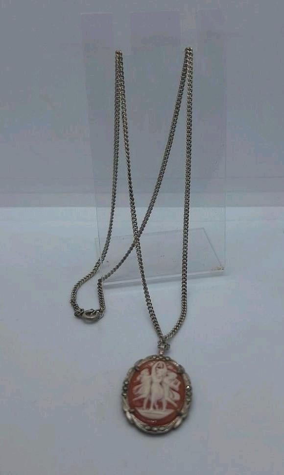 Zilveren Camee Hanger met Ketting - Drie Gratiën - 21.5 cm, Gebruikt, Overige voorstellingen, Ophalen of Verzenden, Zilver