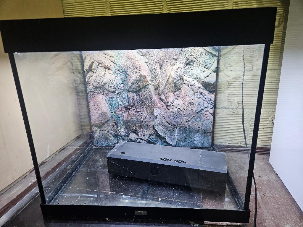 Juwel libo 200 led, Ophalen, Gebruikt, Leeg aquarium, Inclusief deksel