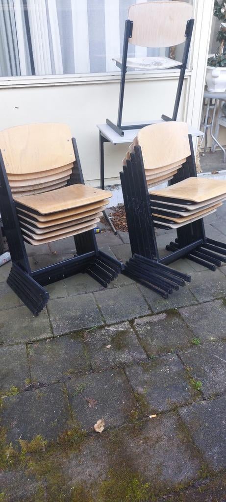 11 school stoelen, Kinderen en Baby's, Kinderkamer | Tafels en Stoelen, Ophalen, Zo goed als nieuw, Stoel(en)