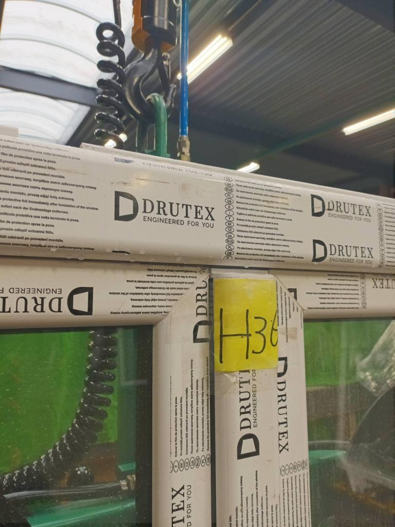 Kunststof Draai draaikiep kozijn   b152 x h181 -2480-, Niet ingevuld, Kunststof, Gebruikt, Raamkozijn