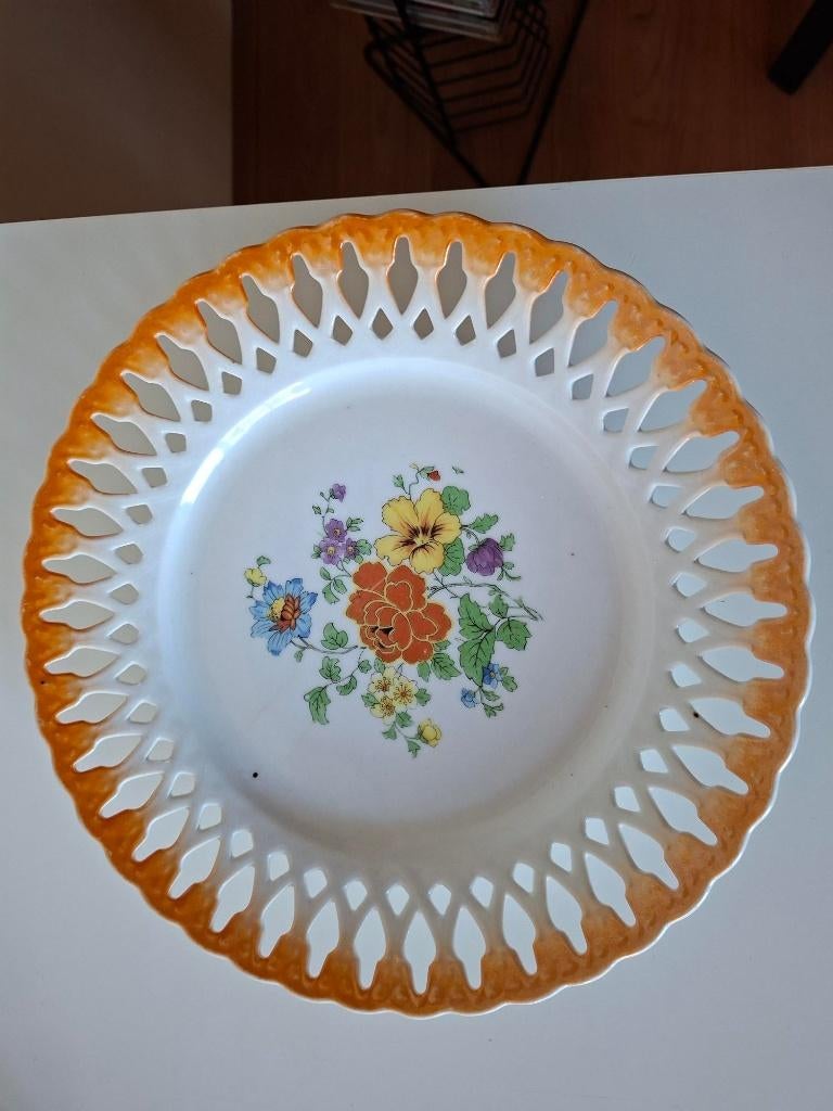 Vintage aardewerk/keramiek gebak/cakeschaal met 7 bordjes, Antiek en Kunst, Antiek | Keramiek en Aardewerk, Ophalen of Verzenden