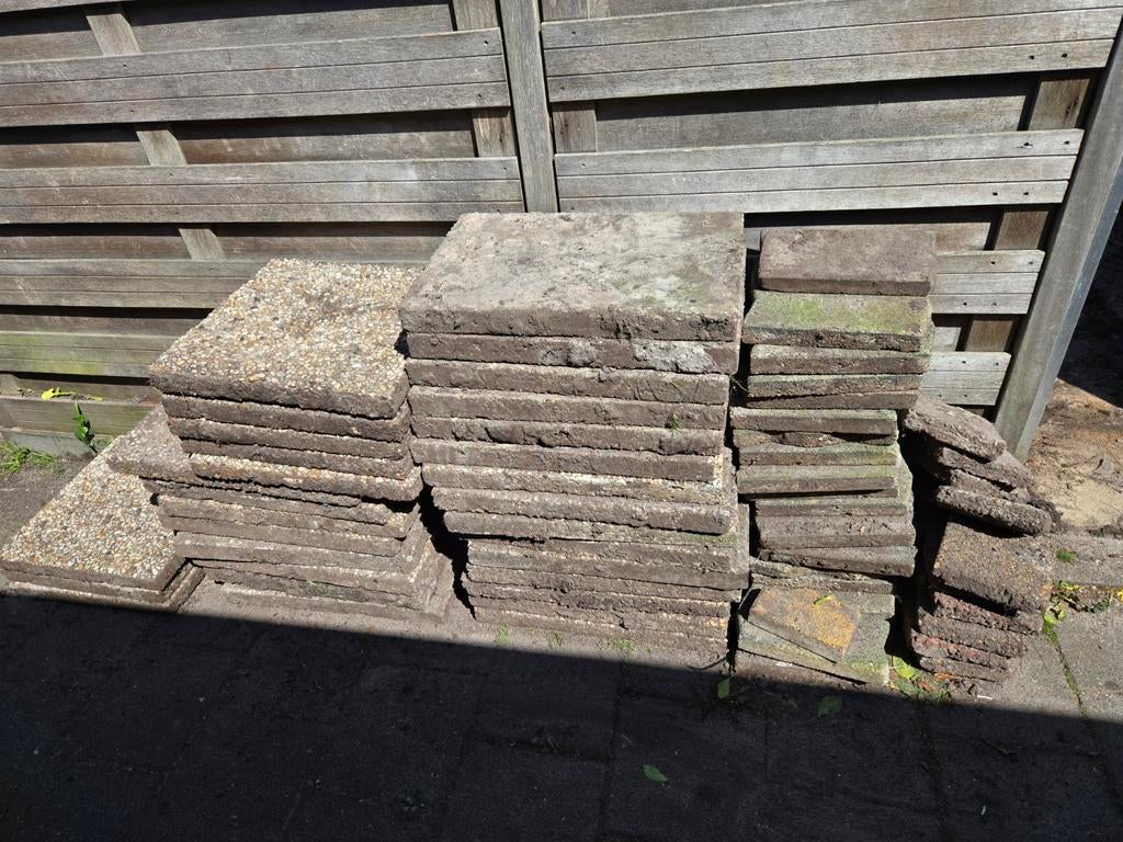 Gratis af te halen Gebruikte terrastegels - diverse maten, Tuin en Terras, Tegels en Klinkers, Ophalen, Gebruikt, 10 m² of meer
