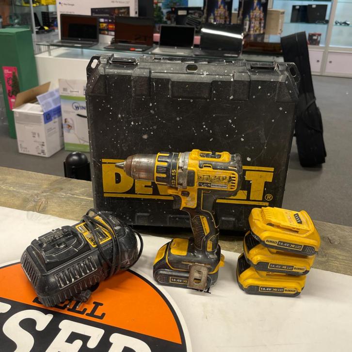 DeWalt DCD732 Incl 4 accu's & Acculader, Doe-het-zelf en Verbouw, Gereedschap | Boormachines, Zo goed als nieuw
