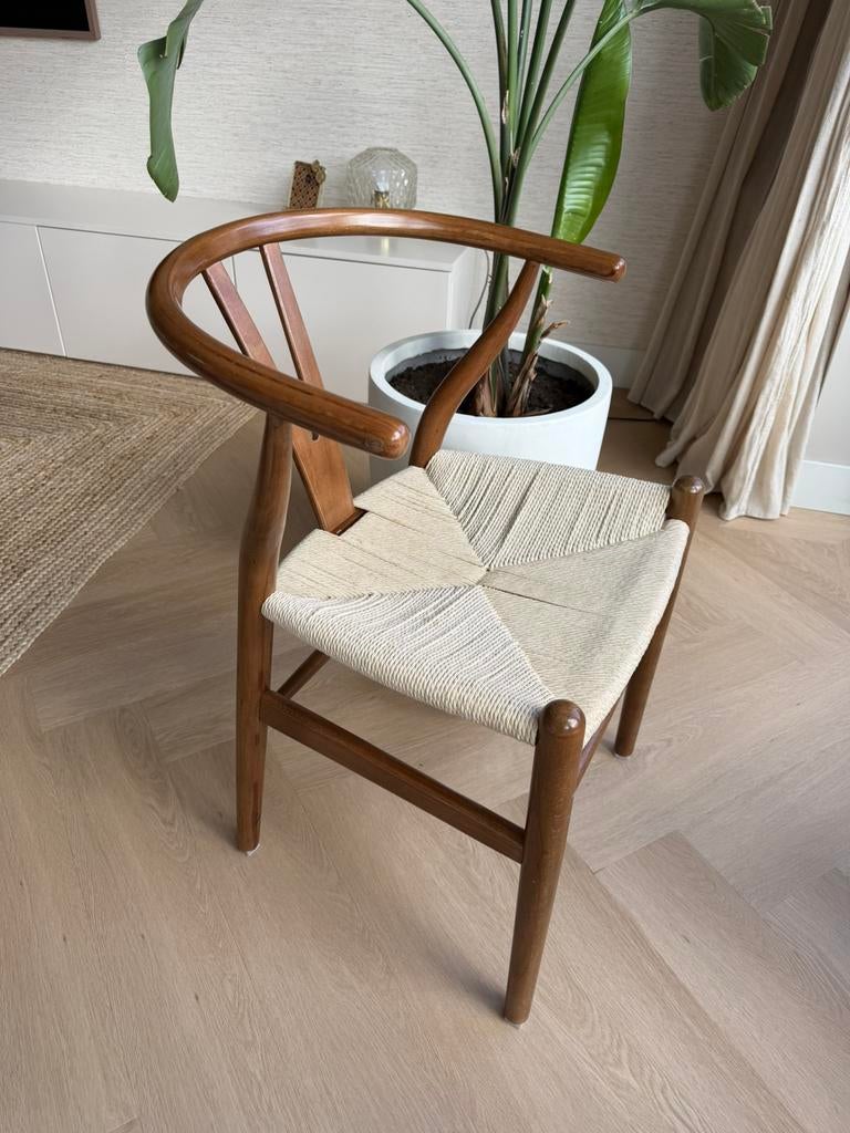 Loods 5 eetkamerstoelen walnoot 2 stuks, Huis en Inrichting, Fauteuils, Ophalen, Zo goed als nieuw, 50 tot 75 cm