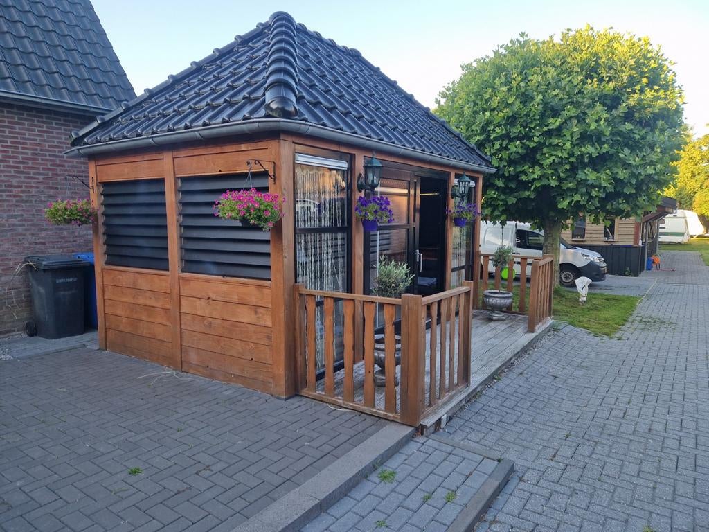 Houten tuinhuis 5 meter x 3 meter. hardhouten schuifpui, Ophalen of Verzenden, 250 tot 500 cm